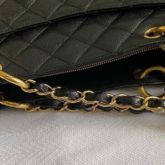 💫SOLD💫Chanel GST GHW ( Black) - Picture 11 of 12